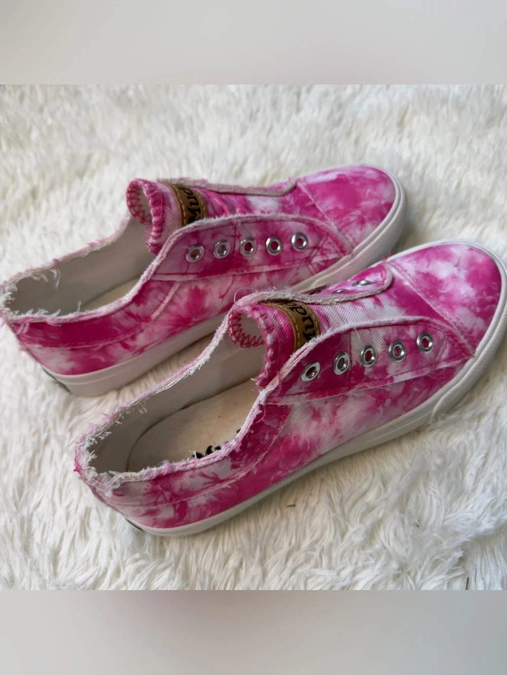 Mudd Girls Pink Tie Dye Canvas Slip On Sneakers Shoes Size 4 New With Tags